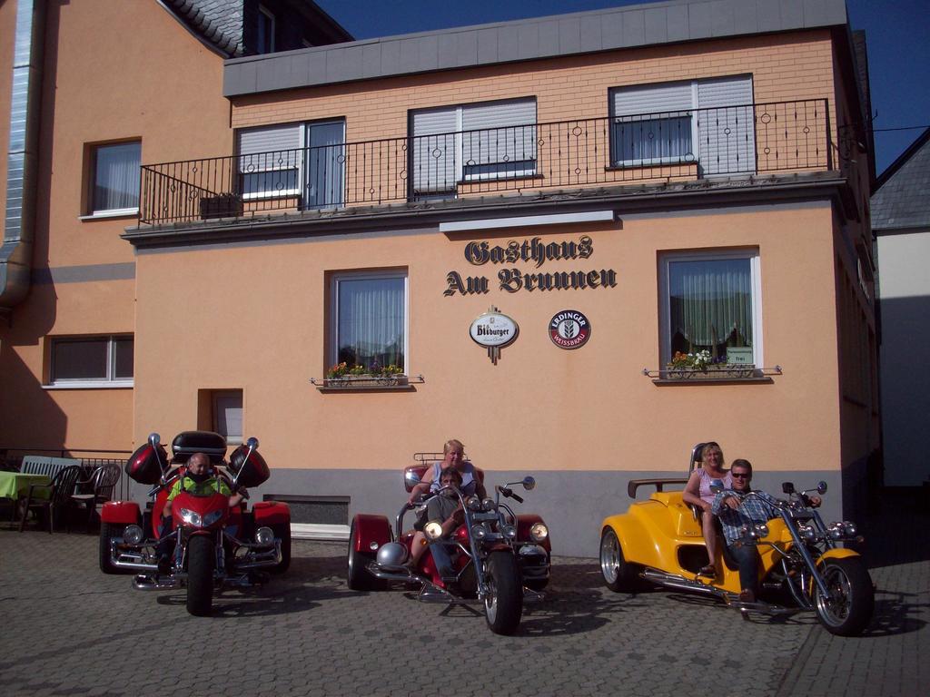 Gasthaus Am Brunnen Illerich Екстериор снимка
